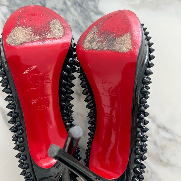 Beautiful Fashion authentic CL heels✨ - Picture 7 of 11